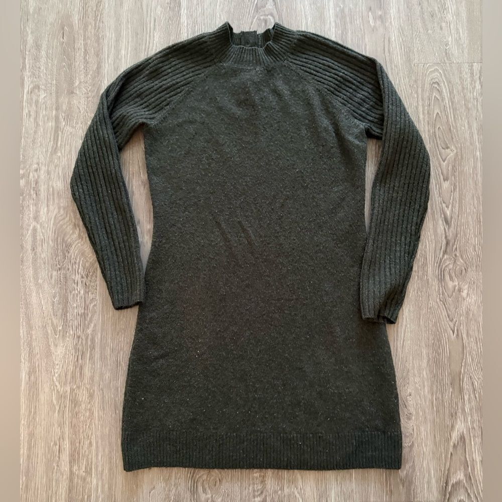 Abercrombie & Fitch Sweater Dress